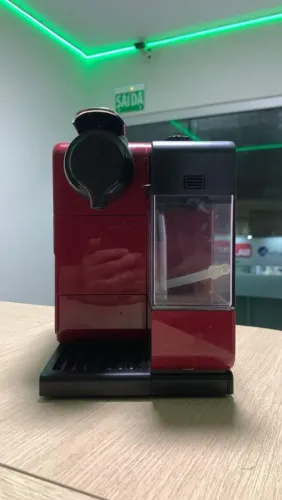 Cafeteira Nespresso F511