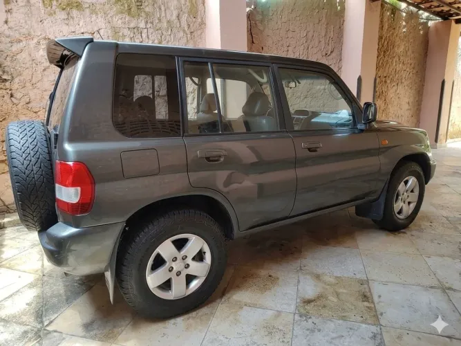 Mitsubishi Pajero TR4 2.0/ 2.0 Flex 16V 4X4 Aut. 2004