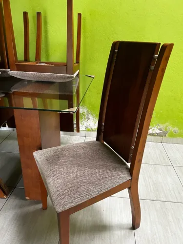 Vende-se Mesa 6 cadeiras Tampo de Vidro