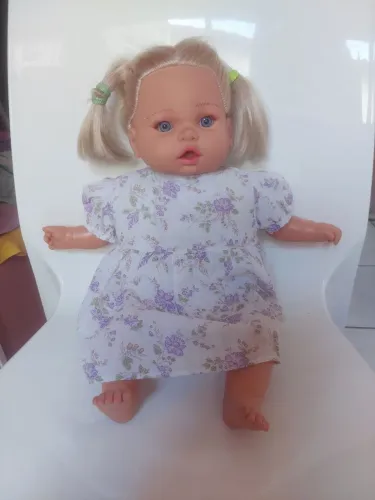 BRINQUEDO Boneca