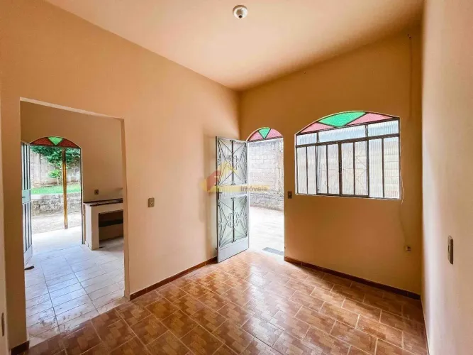 Casa para aluguel, 3 quartos, 4 vagas, Santa Rosa - Divinópolis/MG