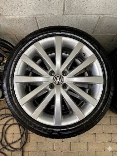 Rodas Aro 17 4x100 VW Com Pneus Meia Vida