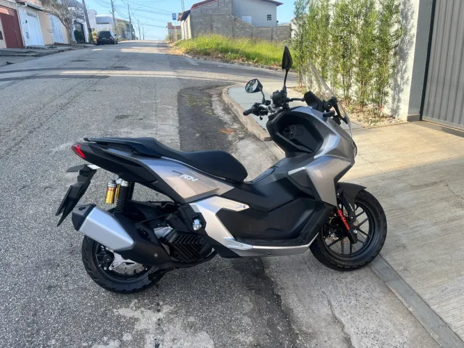 Moto HONDA ADV 2025 Apenas 2.600 km