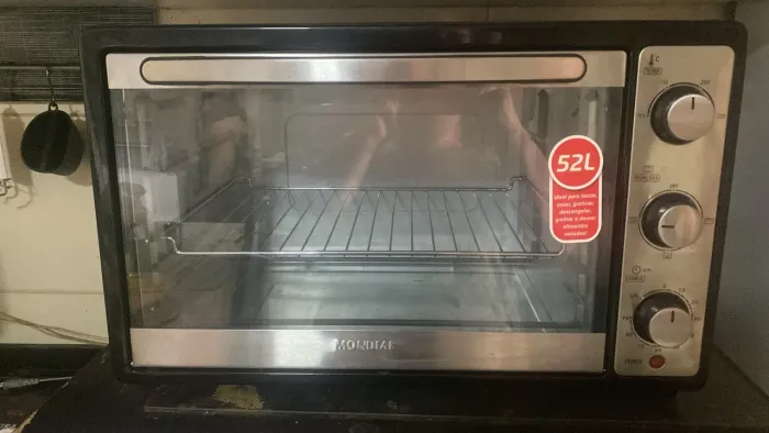 Vende-se forno elétrico mondial 52 L! R$520 não faço entrega e não aceito cartão