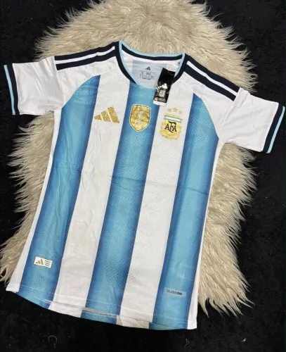 Camisa Argentina modelo torcedor