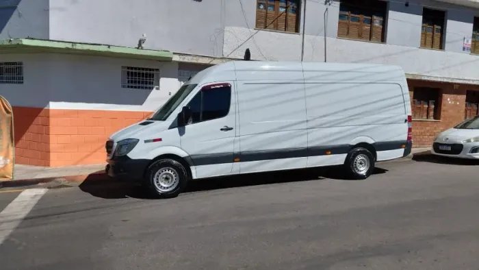 Mercedes-Benz Sprinter 415 Furgão E.l.t.alt. 2.2 Dies. 2019