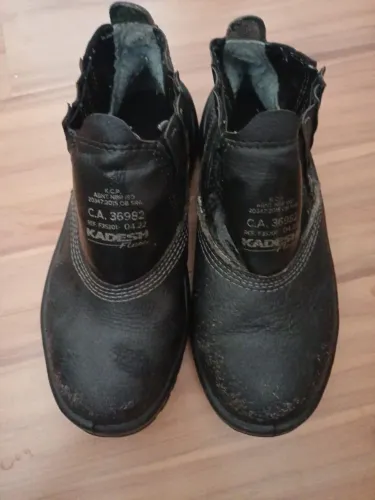Kit bota kadesh +luvas usados