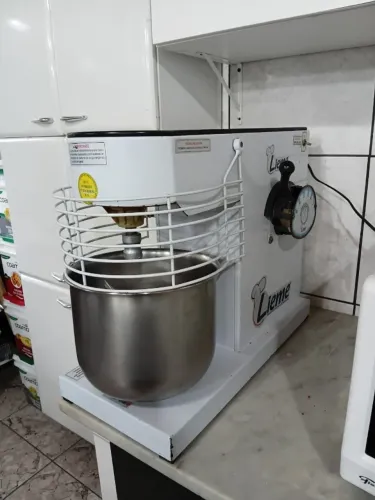 Batedeira Profissional Lieme 10 Litros - Ótimo Estado