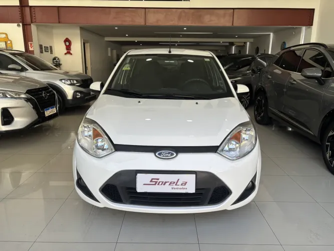 Ford Fiesta 1.0 Rocam SE Plus Hatch 8V Flex 4P Manual 2014