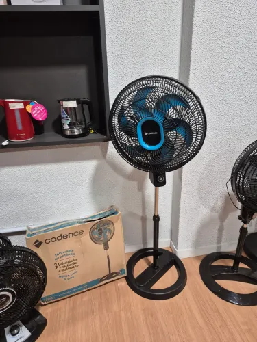 Ventilador de coluna turbo 6 pas cadence 