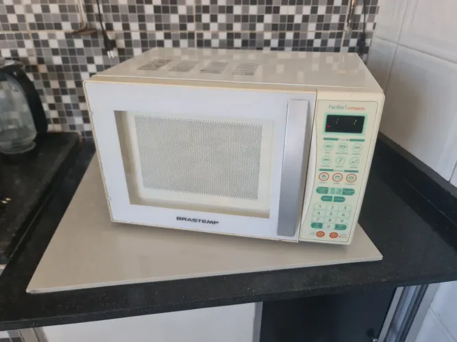 Micro-ondas brastemp 20 litros