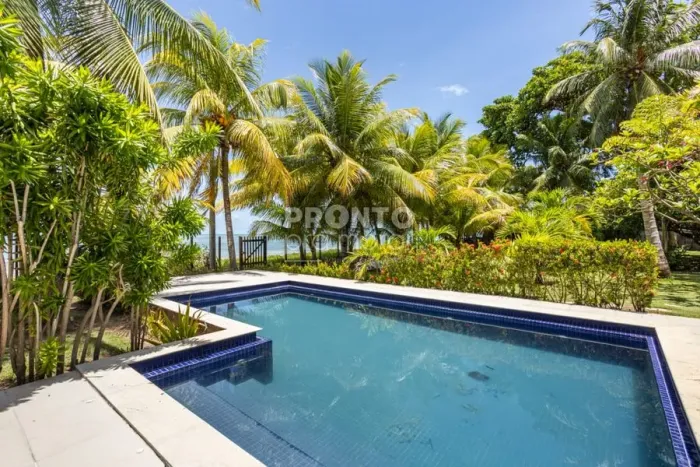 Casa com 7 quartos em Carneiros