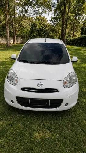 Nissan March SV 1.6 16V Flex Fuel 2014