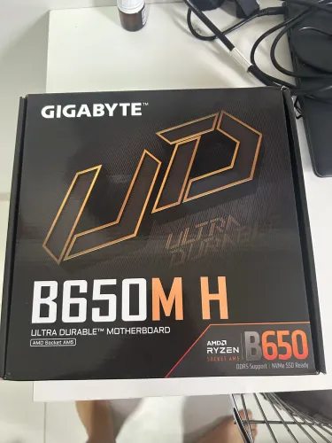 Placa-mãe gigabyte nova sem uso!!!