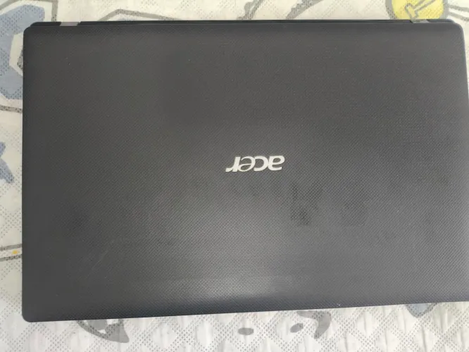 Vendo notebook Acer para retirar peças 