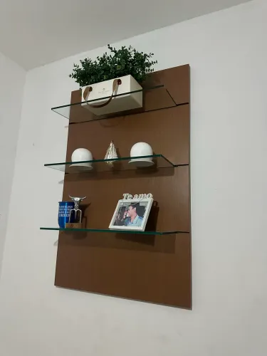 Prateleira + cômoda 