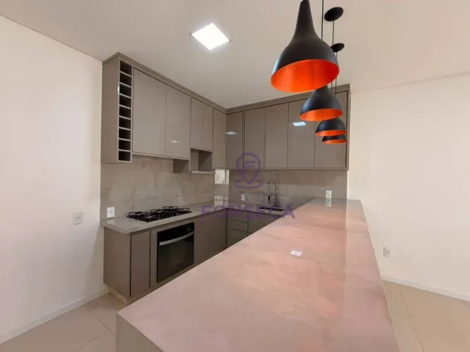 Apartamento com 3 dormitórios à venda por R$ 650.000 - João Paulo II - Pouso Alegre/MG