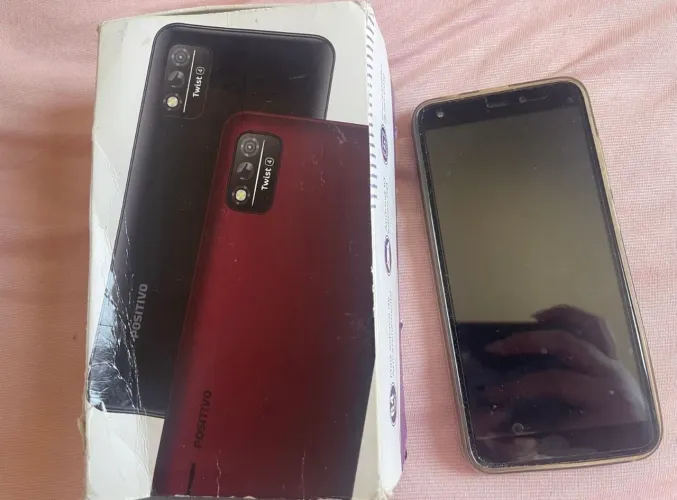Celular positivo