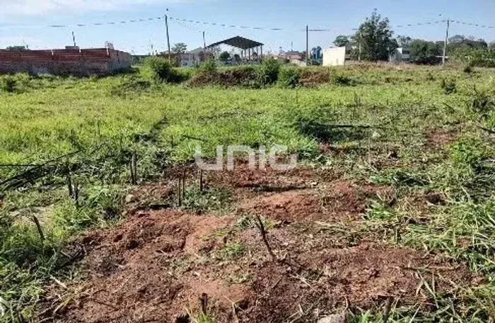 Terreno à venda no Loteamento Jardim Piazza Italia no Bairro Jardim Novo Horizonte em Pira