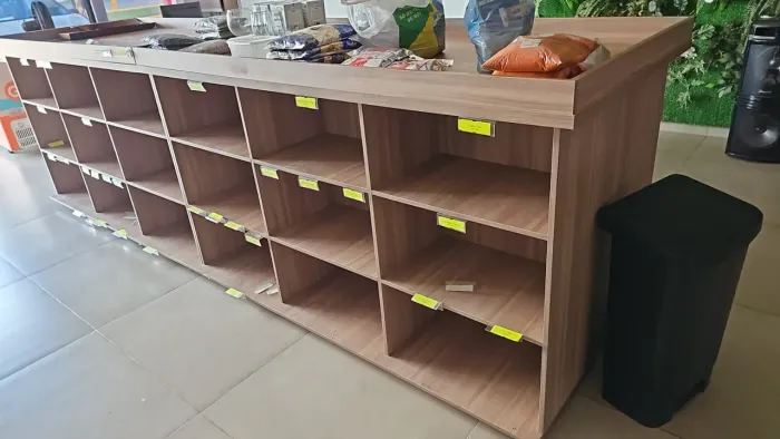 Balcão para Secos Duplo 4 Metros Expositor para Mercado Mercearia