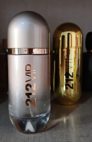 Perfume importado 212 VIP E 212 VIP ROSÊ.100ml