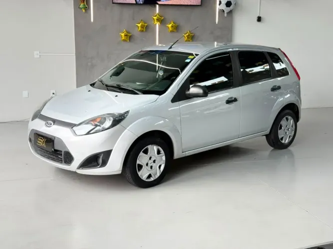 Ford Fiesta 1.0 Rocam SE Plus Hatch 8V Flex 4P Manual 2013