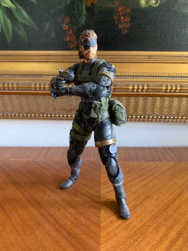 Snake Sneaking Suit (Metal Gear Solid Peace Walker) Play Arts Kai PAK