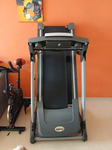ESTEIRA ERGOLIFE FITNESS - SUPORTA ATÉ 120 KG