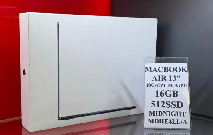Apple MacBook Air 13.6"/ M5 16GB 512SSD Midnight - Produto Novo com Garantia da Loja