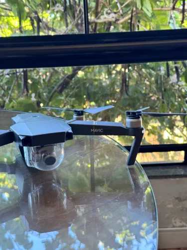 Drone DJI Mavic Pro 1 + 2 baterias extras.