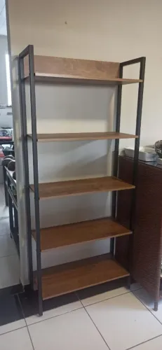 Estante industrial para escritório