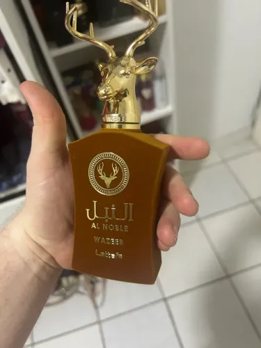 Perfume árabe Al Noble Waaze