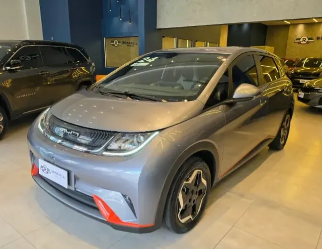 BYD Dolphin EV (Elétrico) 2024