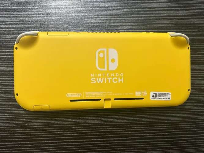 Nintendo Switch Lite + Cartão 128GB