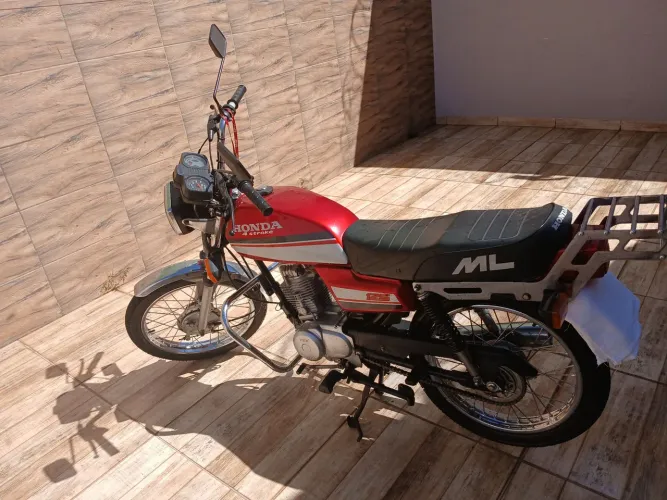 VENDO...ML125...1985...