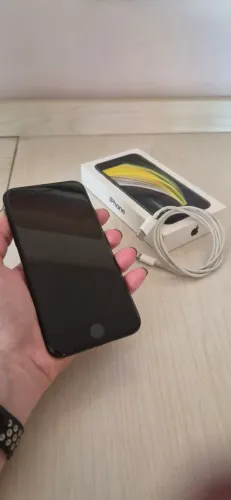 IPhone SE de 64GB preto