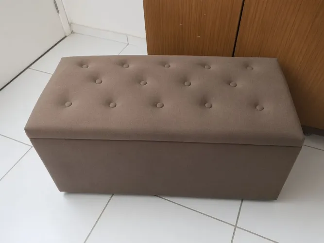 Baú / Puff Retangular Estofado - Usado em bom estado