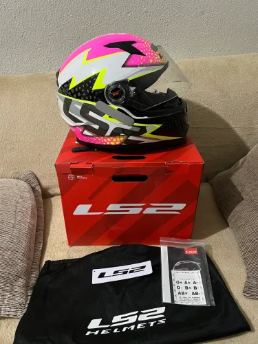 capacete LS2