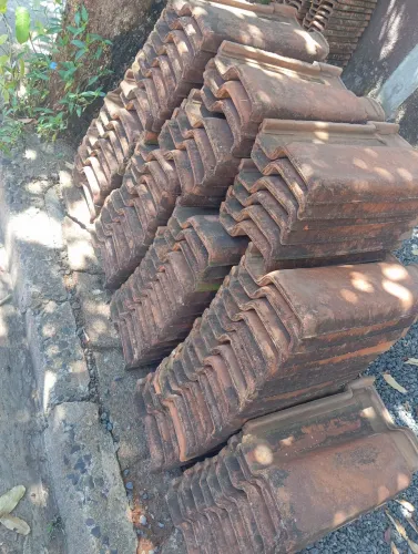 Vende se Telhas Romanas (usadas)