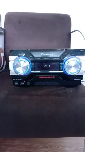 Vendo ou troco aparelho de som da Panasonic top completo com 2 caixas e controle remoto