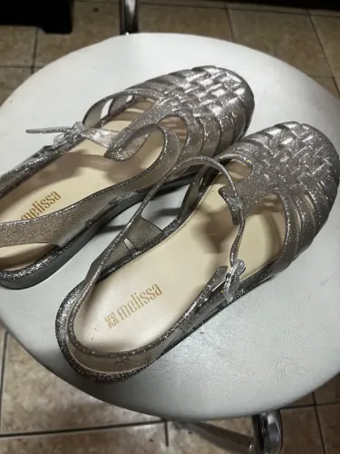 Melissa possession com gliter