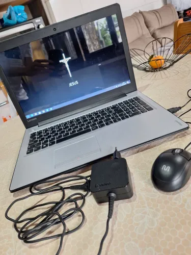 Vendo notebook Lenovo IdeaPad 310-15ISK
