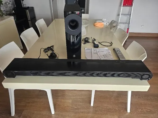 Soundbar Yamaha Ysp-4300 7.1 Canais Com Subwoofer Sem Fio