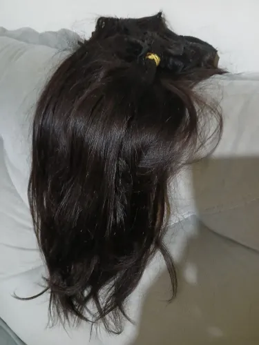 Cabelo humano viatinamita 55 a 60 centímetros na tela