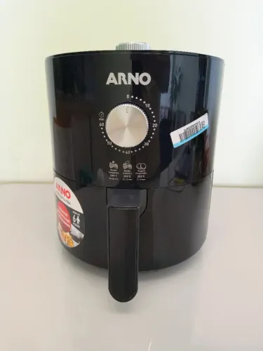 Air Fryer Arno Ultra 4,2L 127V NOVA - R$ 249,00