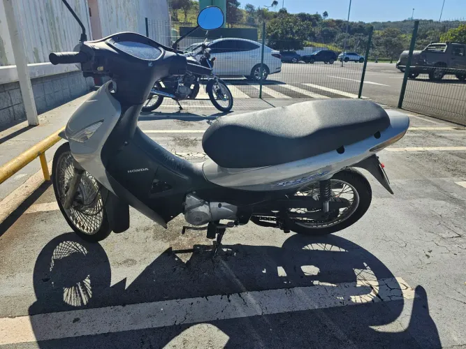 Honda biz 125es 2006 carburada