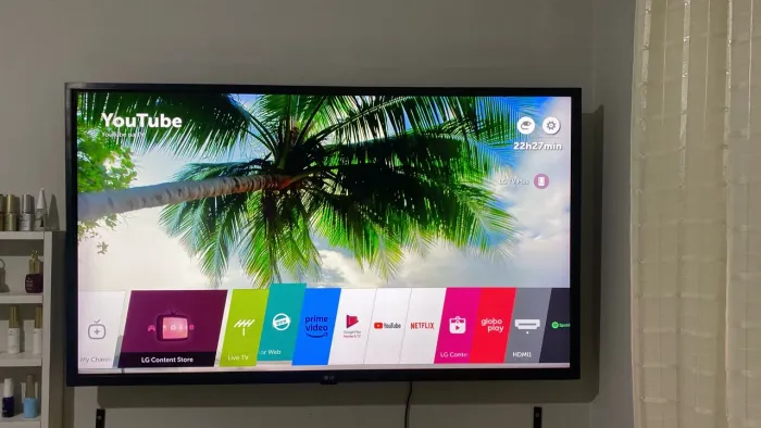 Tv smart fullhd 43 polegadas LG webos sem detalhes