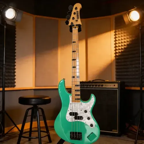 Baixo Yamaha Attitude Limited 2 Billy Sheehan Signature (Usado)