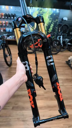 Suspensão Fox 32 Factory Kashima