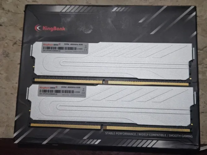 Mémoria Ram Kingbank 16gb(8x2) ddr4 4000mhz